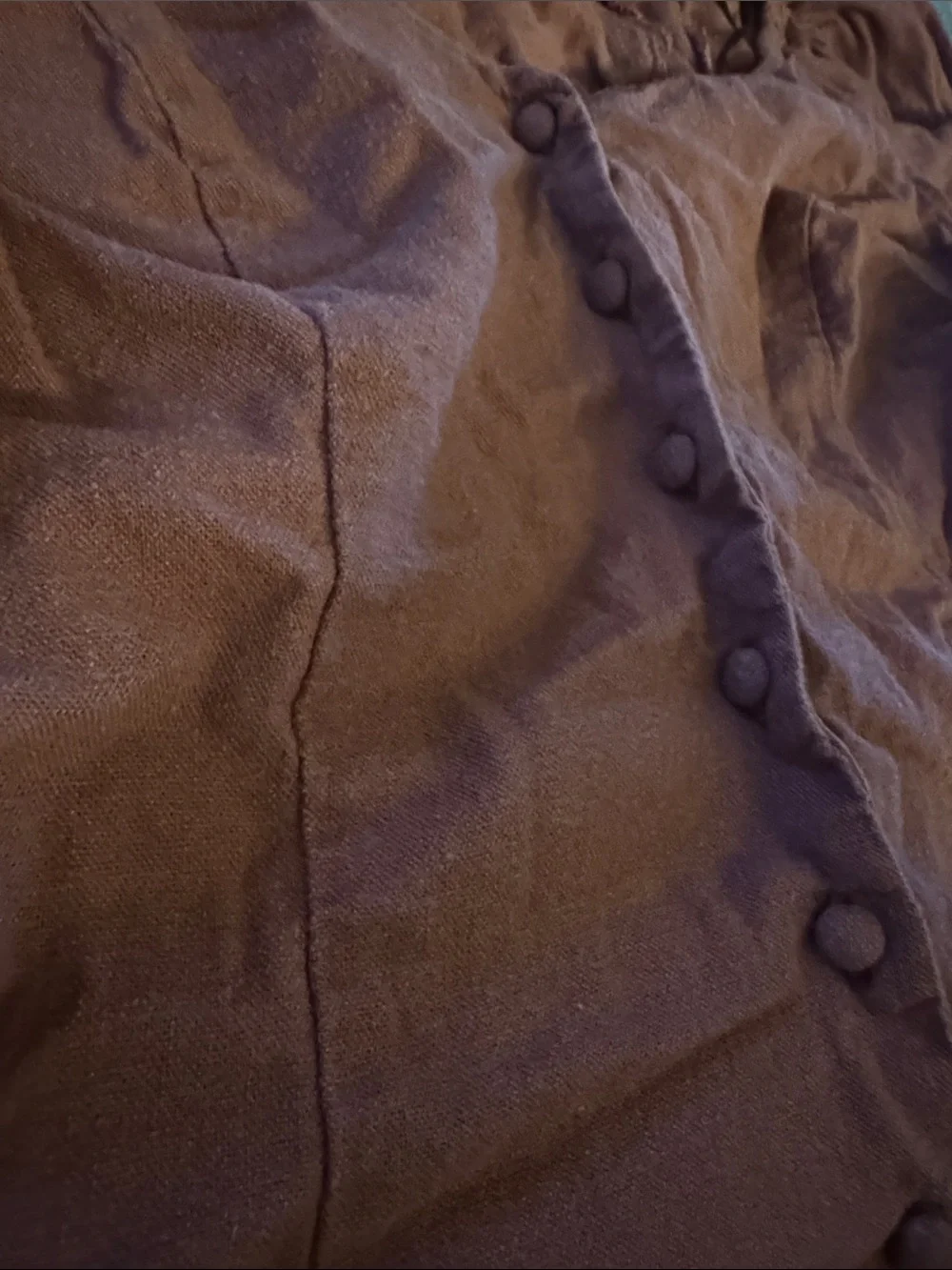 Express Rust Button-Front Off-Shoulder Crop Top - Picture 2 of 6